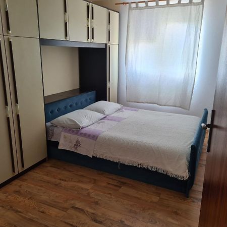 Apartments Stosa Нин Екстериор снимка