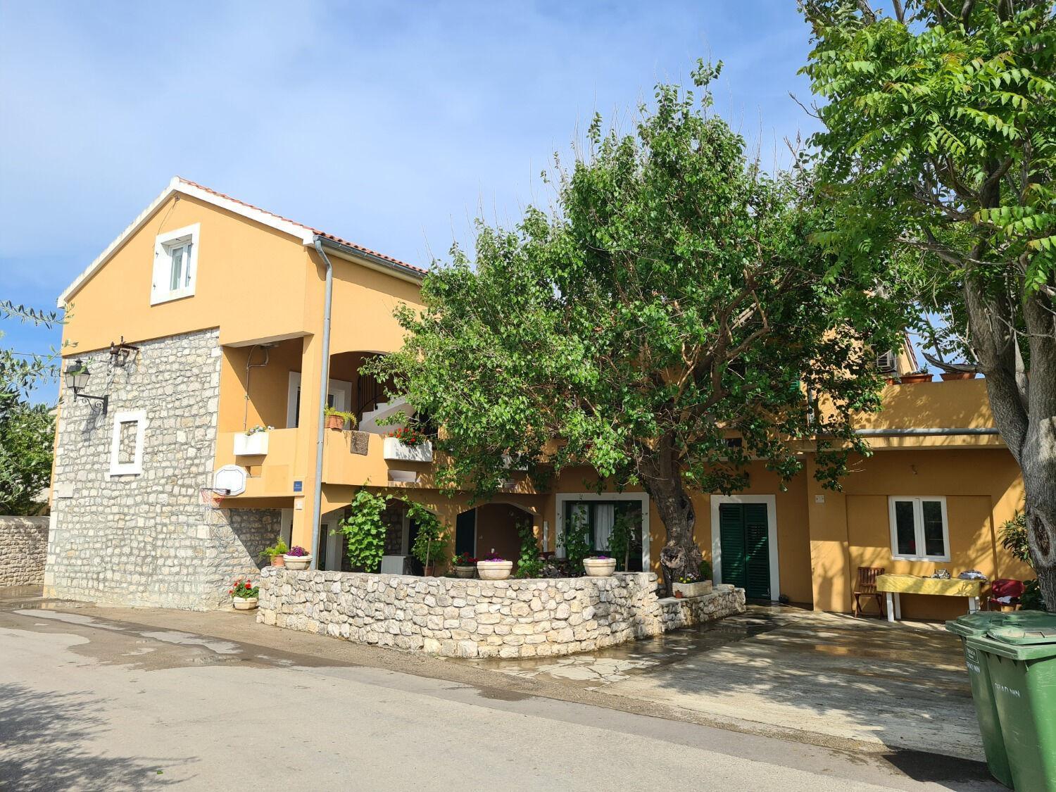 Apartments Stosa Нин Екстериор снимка