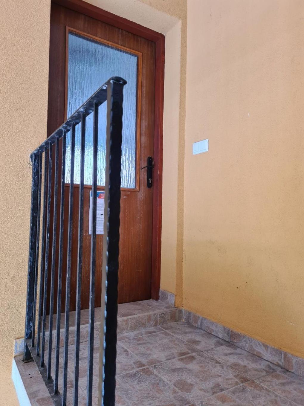 Apartments Stosa Нин Екстериор снимка