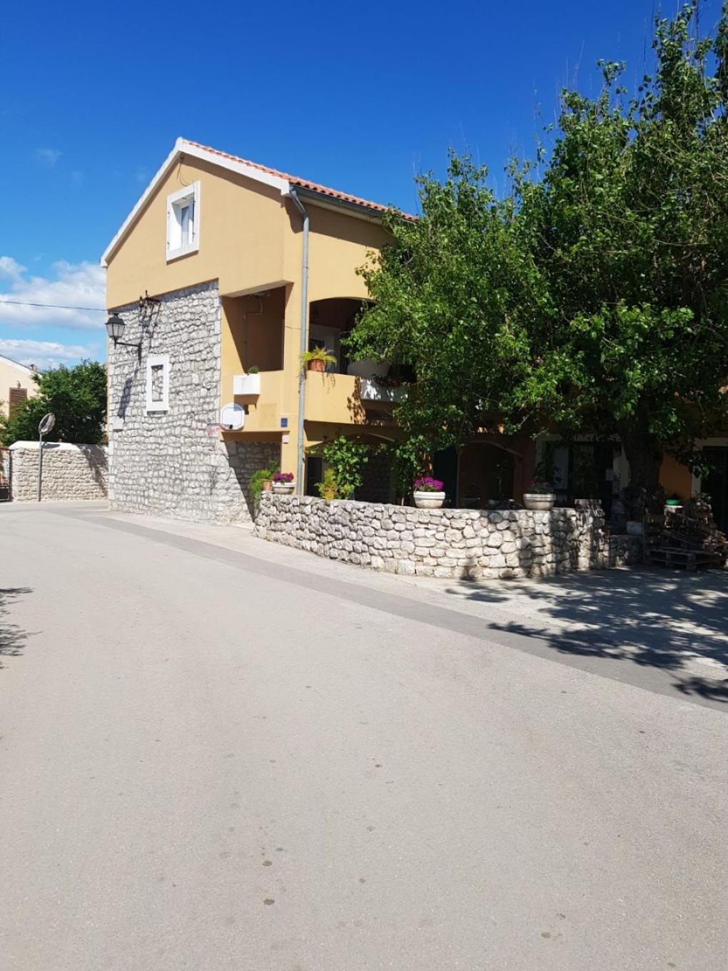 Apartments Stosa Нин Екстериор снимка